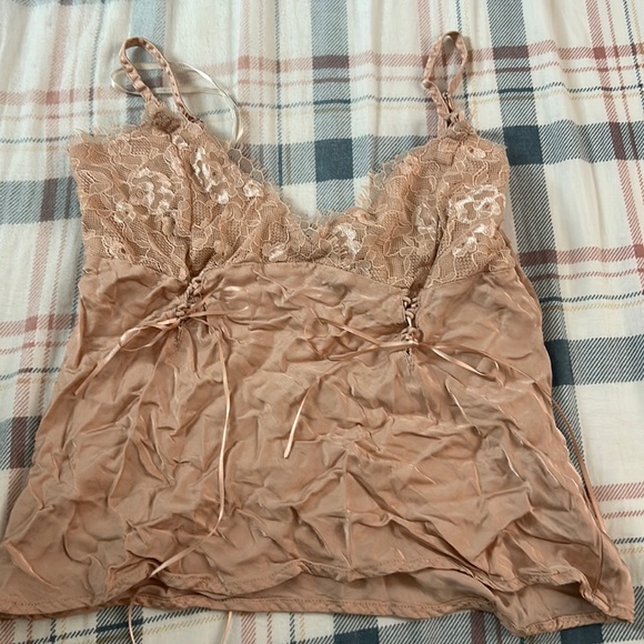 Pink camisole - Picture 1 of 2